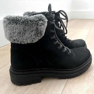 Steve Madden Women’s Fur Boots 8.5